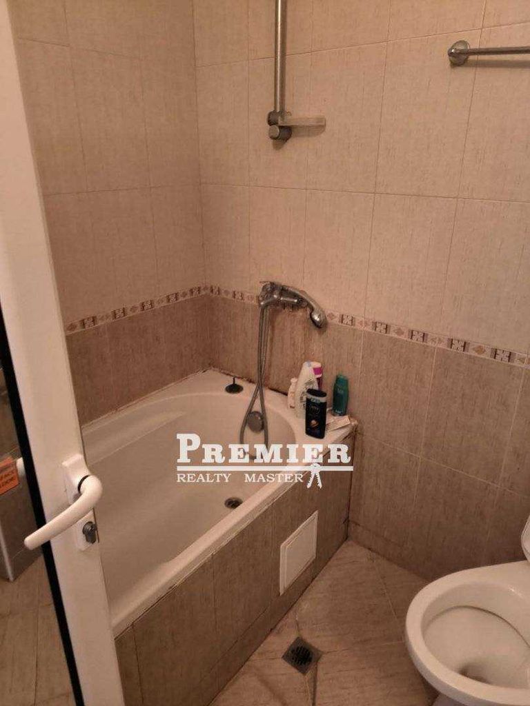 Продава се Двустаен апартамент в к.к. Слънчев бряг - 122 кв.м за 730 €/кв.м - Снимка #8