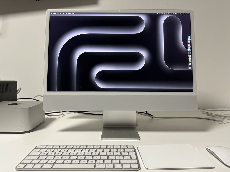 iMac 24”, M1, 2021, 8GB ram - impecabil