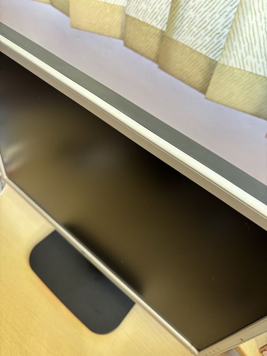 Calculator LG pentru piese sau utilizare