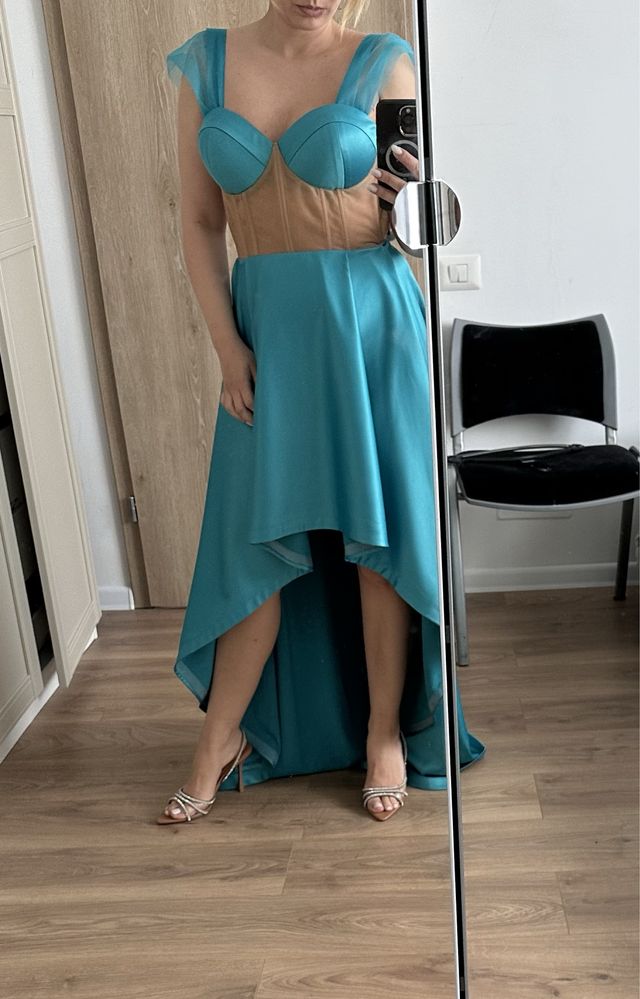 Rochie eleganta ocazie cu trena