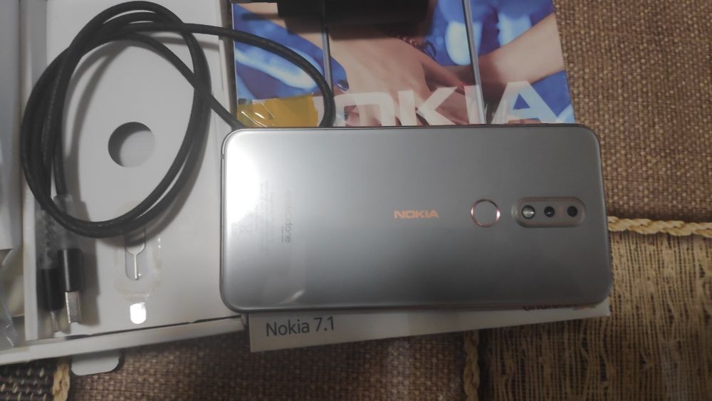 Nokia7.1  като нов