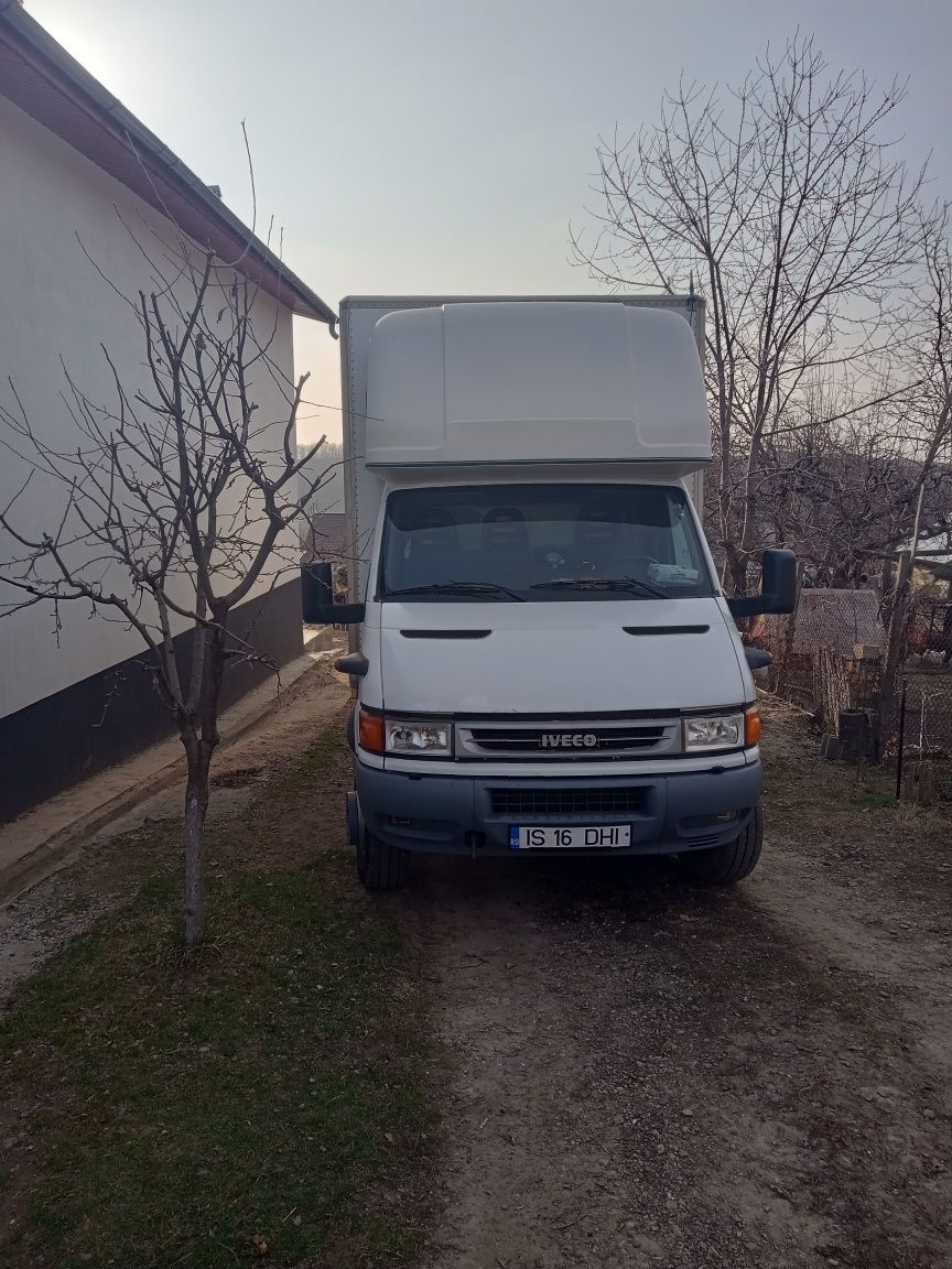 Vând Iveco Dayli