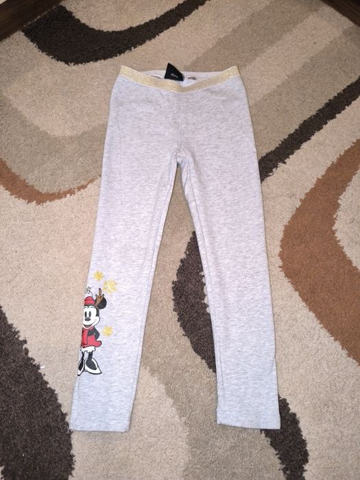 Лот дрешки 110см роклички,коледна пижама и други