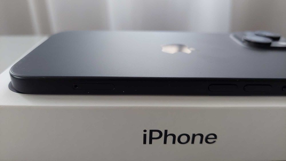 *** ТОП *** iPhone 15 *** 256 Black Гаранция 97% Батерия