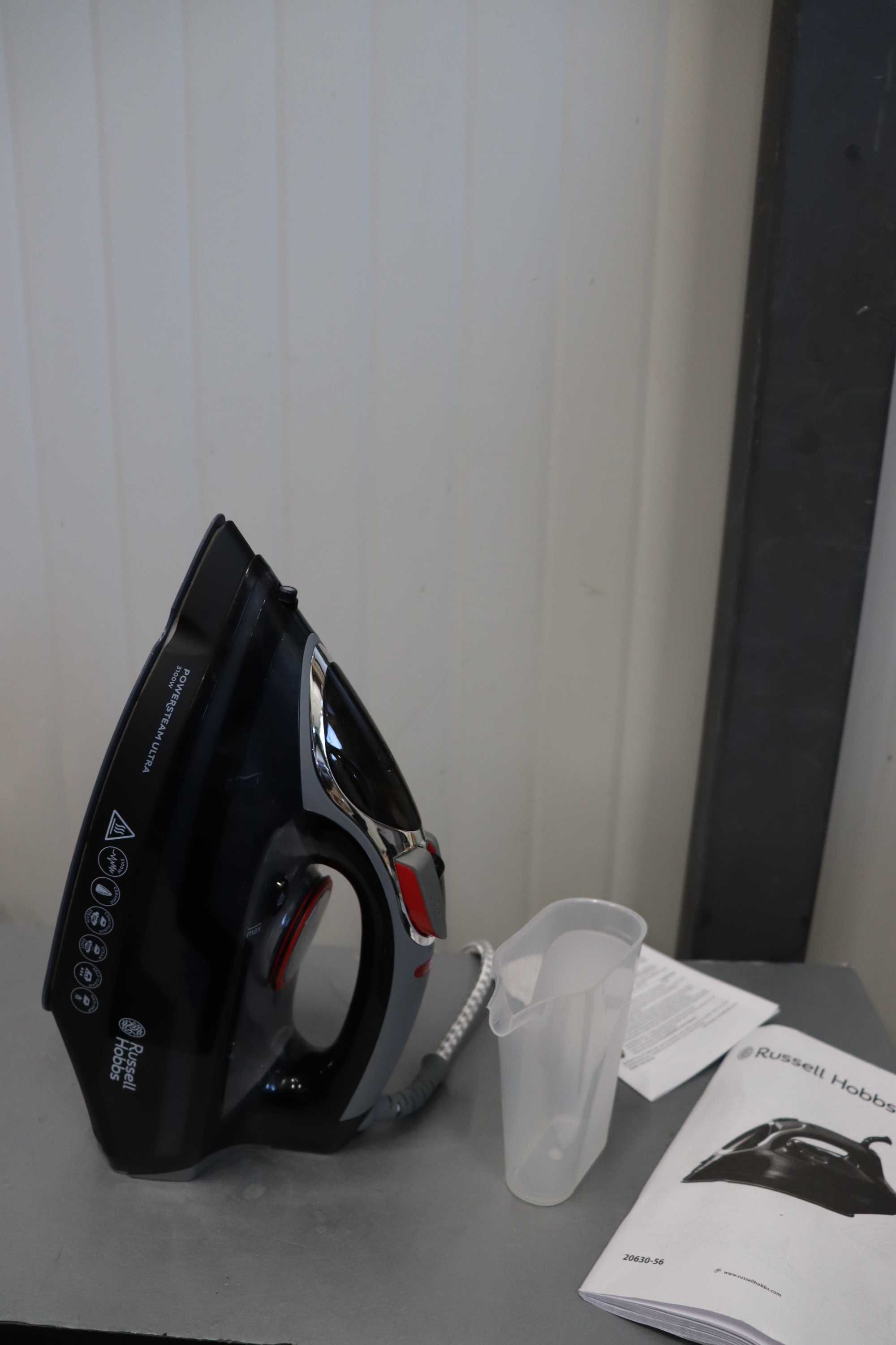Ютия Russell Hobbs PowerSteam Ultra 3100W, 210 г/мин.