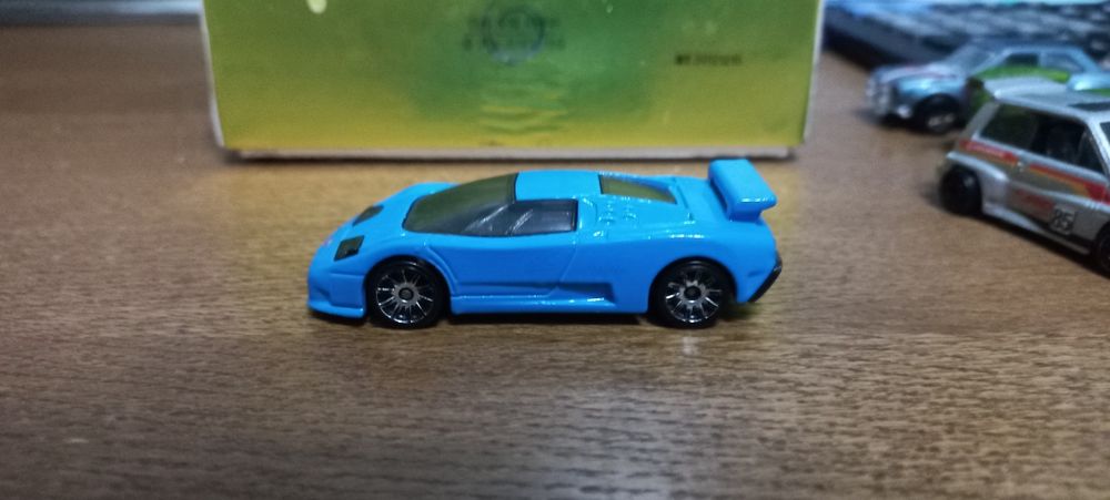 Оригинальные базовые модели игрушечных машин "Hot Wheels"