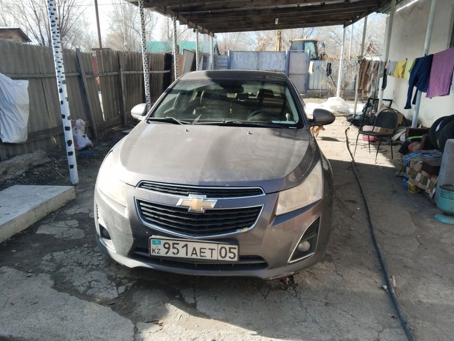 Шевроле Круз 2013