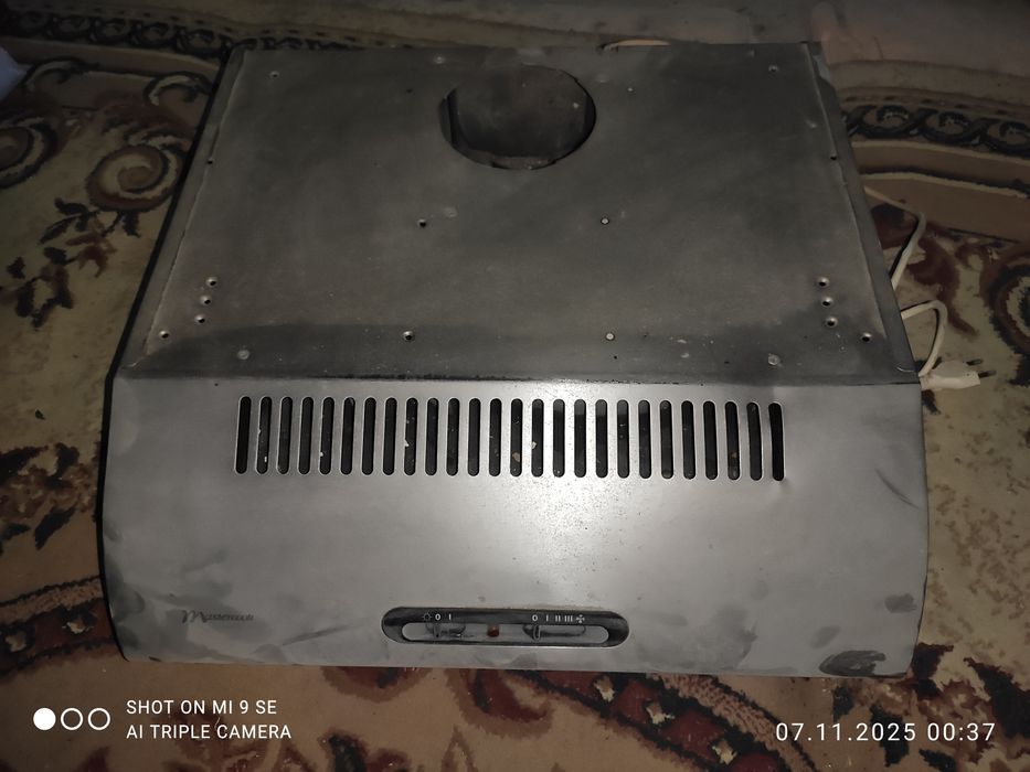 Продам вытяжка рабочие