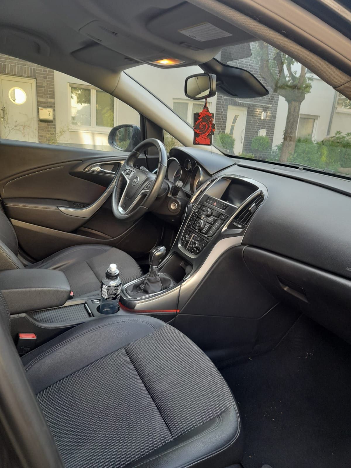 Opel Astra Sports Tourer 2013