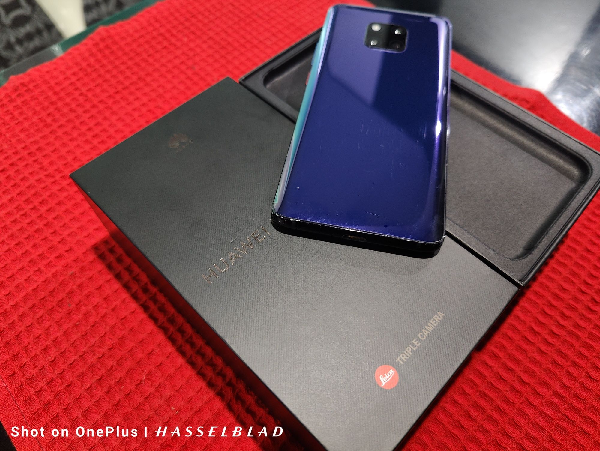 Huawei Mate 20 Pro Twilight 128GB/6GB изряден без забележки отключен