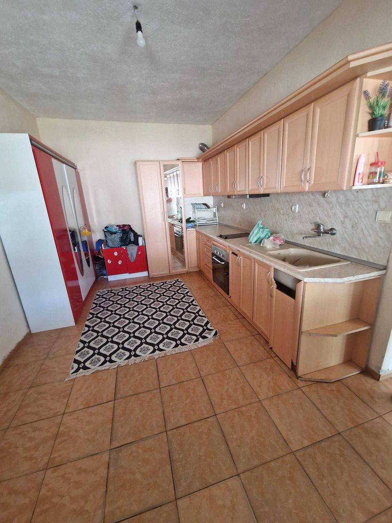 Продава се Къща в Свиленград - 3260 кв.м за 27 €/кв.м - Снимка #15