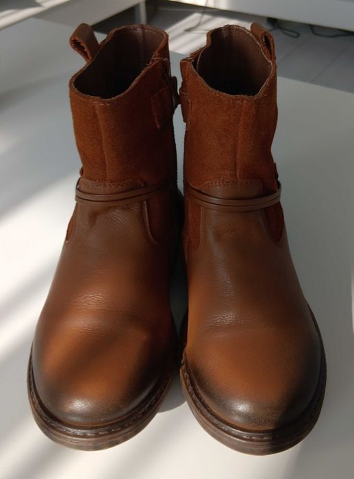 Нови боти от естествена кожа за момиче 32 номер