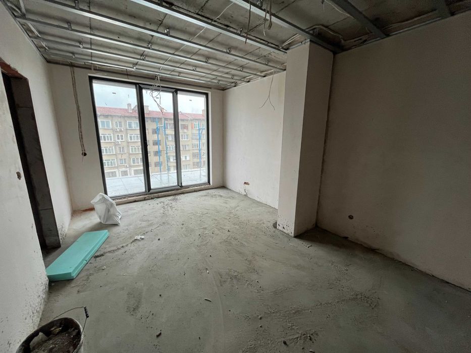 Продава се Многостаен апартамент в Казанлък - 338 кв.м за 1243 €/кв.м - Снимка #6