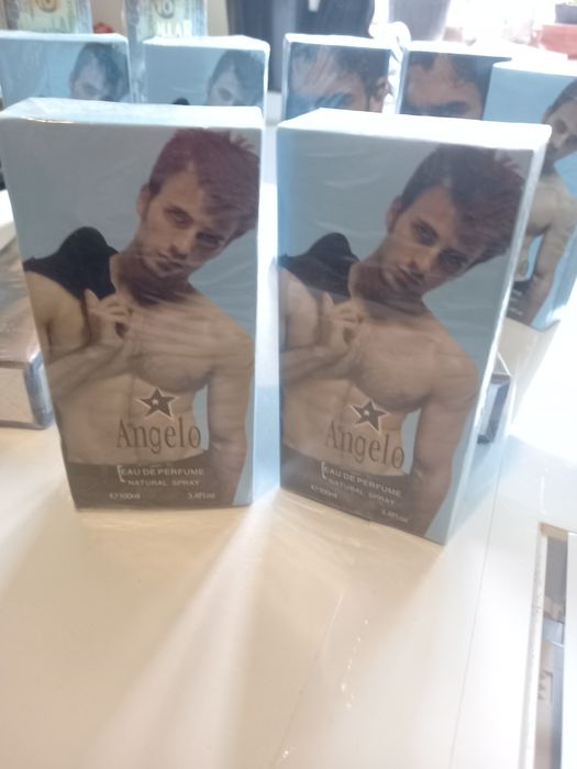 Parfumuri   de barbati si de dama
