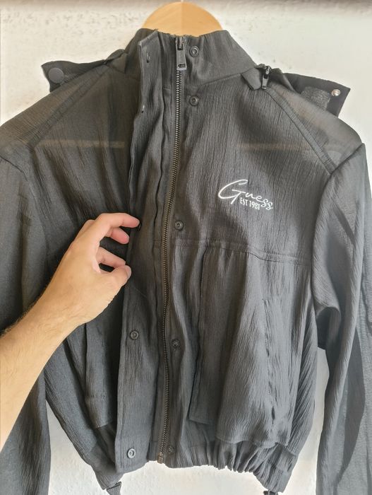 Лятно дамско яке guess размер С