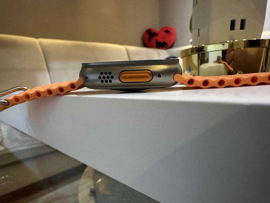 Apple Watch Ultra 2 49mm, Titanium Case