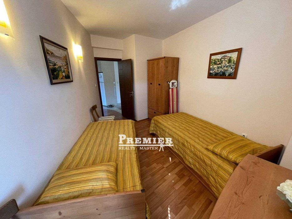 Продава се Тристаен апартамент в к.к. Слънчев бряг - 75 кв.м за 1094 €/кв.м - Снимка #2