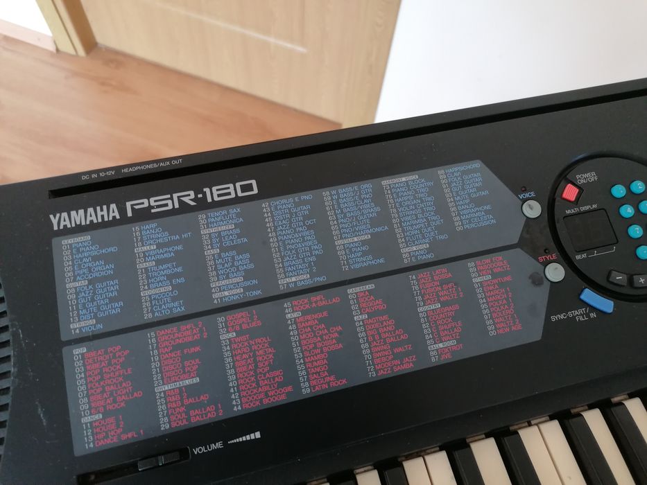 Yamaha PSR-180  orga electronică pian