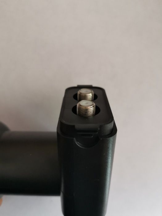 LNB Twin Daxis 2 Iesire UltraHD 4K 0.1dB Degi Focus Telekom NOU