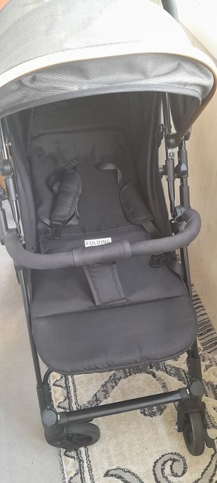 Продаётся прогулочная коляска