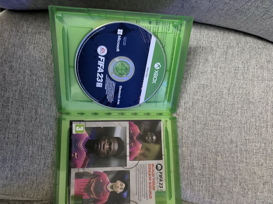 Продавам fifa23,22,21,20