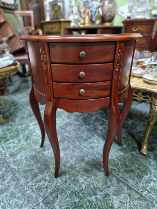 Уникална антикварна английска конзолна масичка