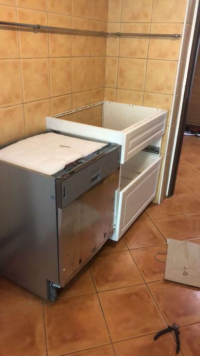 Montez și asamblez Mobila orice tip