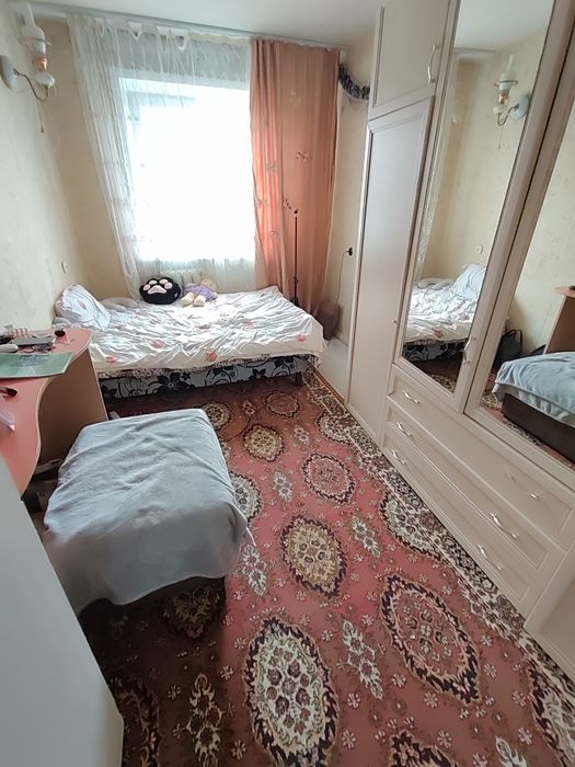 Продается 2-комн (3-52, 3 эт)