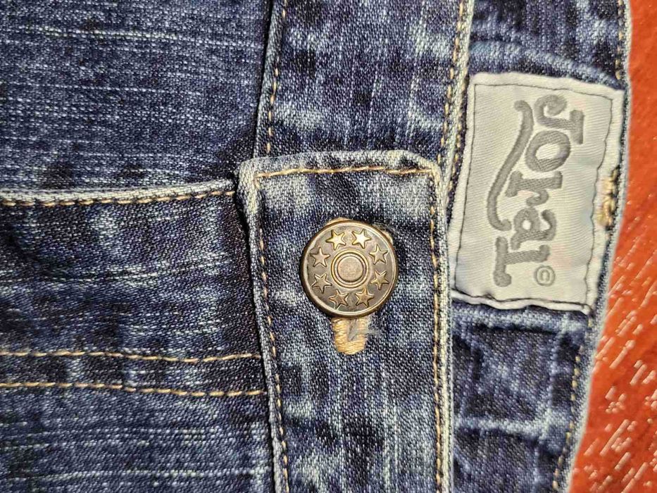 Класически тъмносини дънки за момче