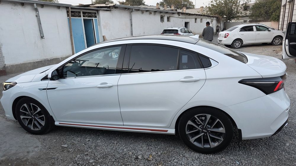 Chery Arrizo 6 Pro Elegance. Full position.