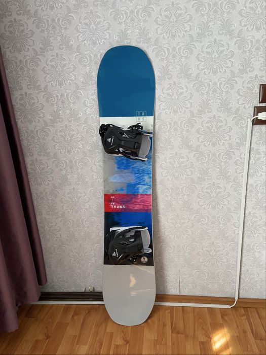 Placa snowbord 135 cm trans cu legaturi