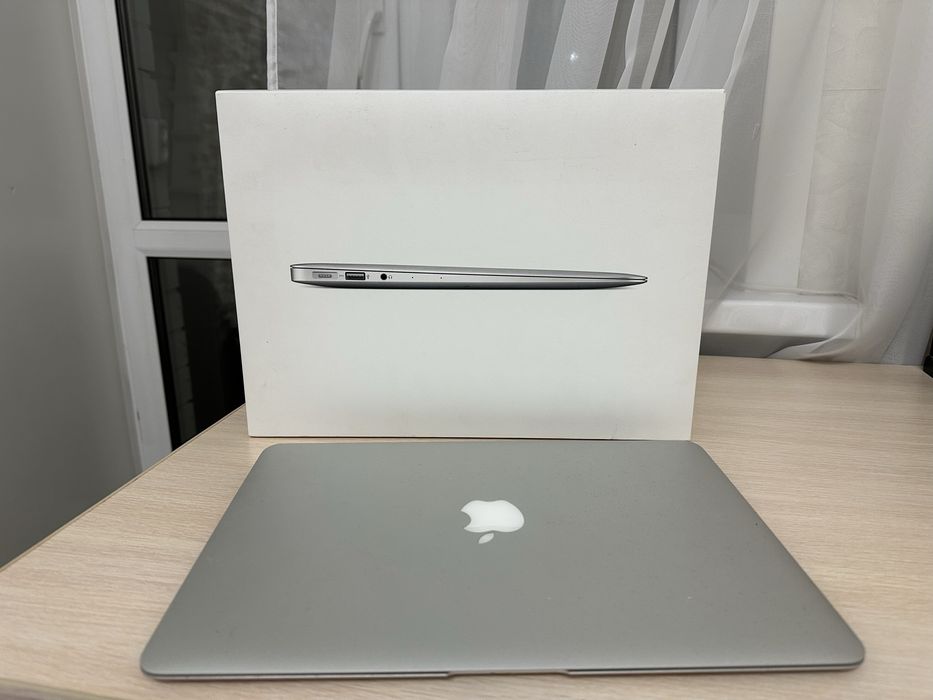 MacBook Air 2016 года