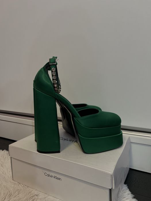 Дамски Обувки на ток