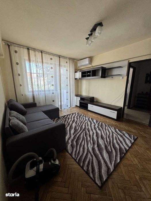 Apartament de vânzare ultracentral vis a vis de Universitate