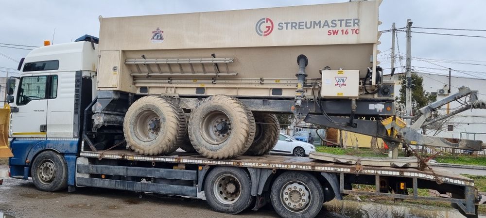 Transport utilaje agricole cu platforma