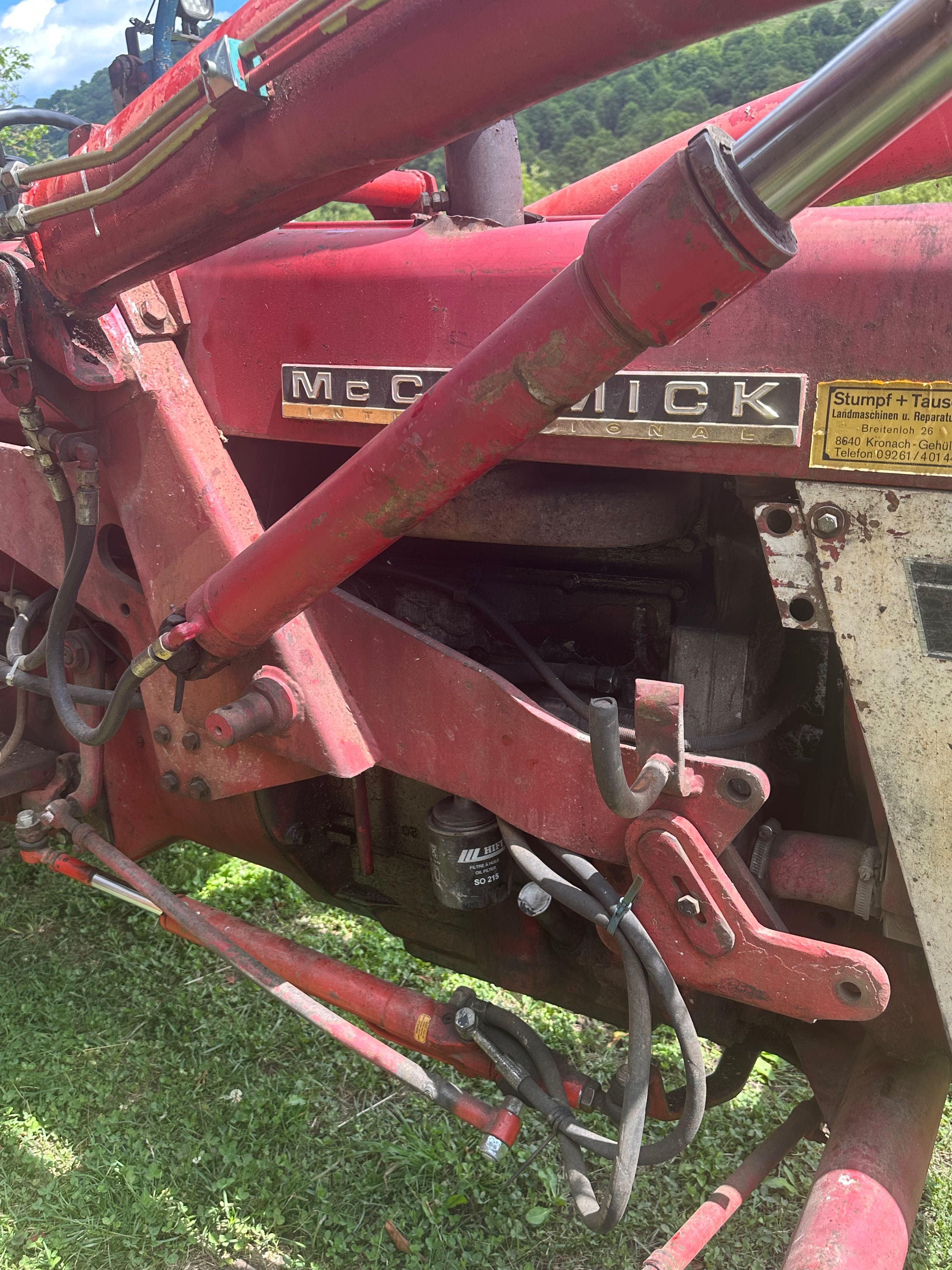 Tractor McCormick international