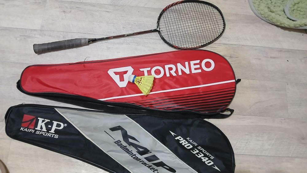 Ракетка бадминтон плюс 2 чехла