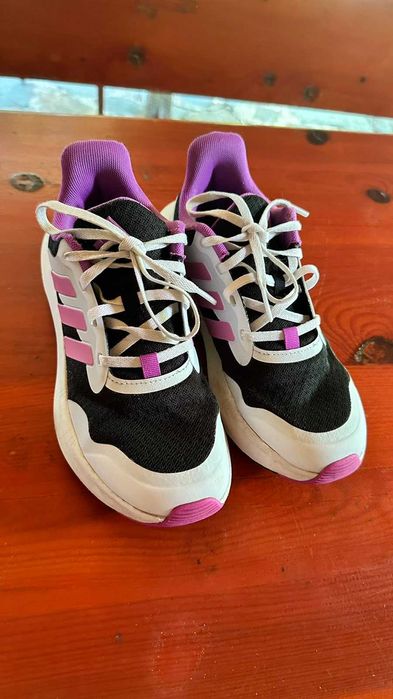 Сникърси Adidas розови