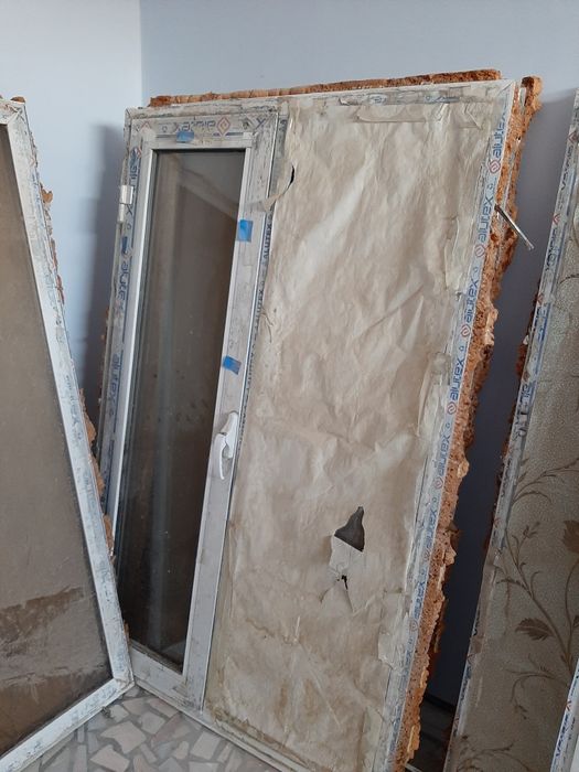 Тохто ва алюминий ойналар арзон сотилади.