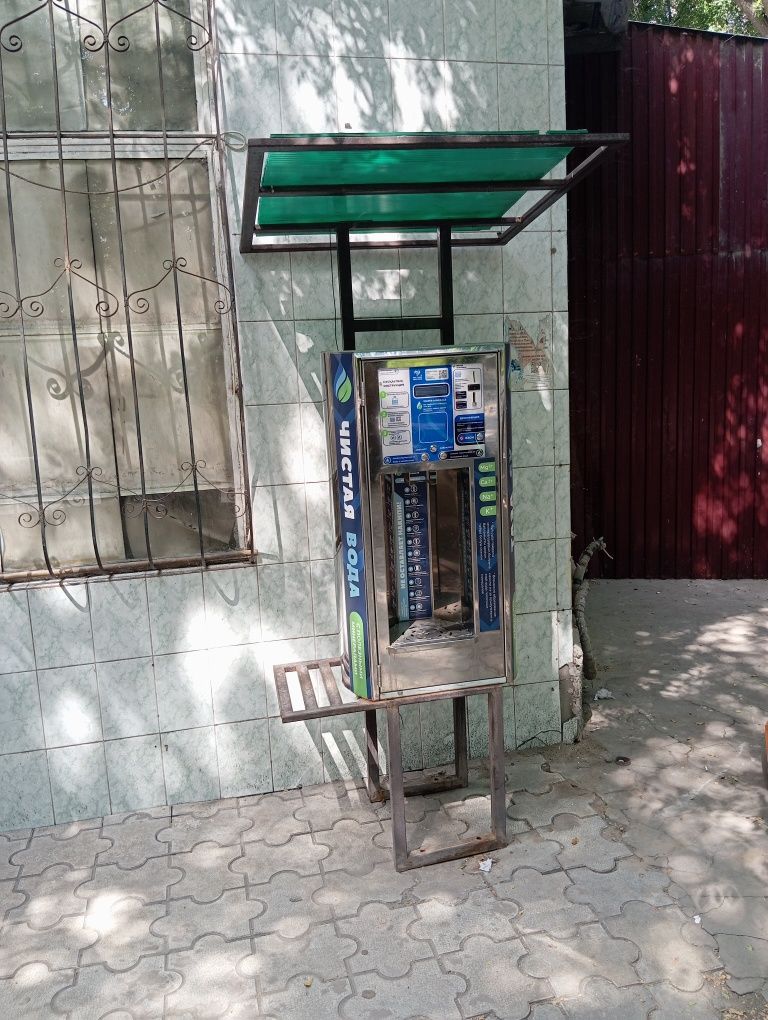 Установка аппаратов по продаже воды