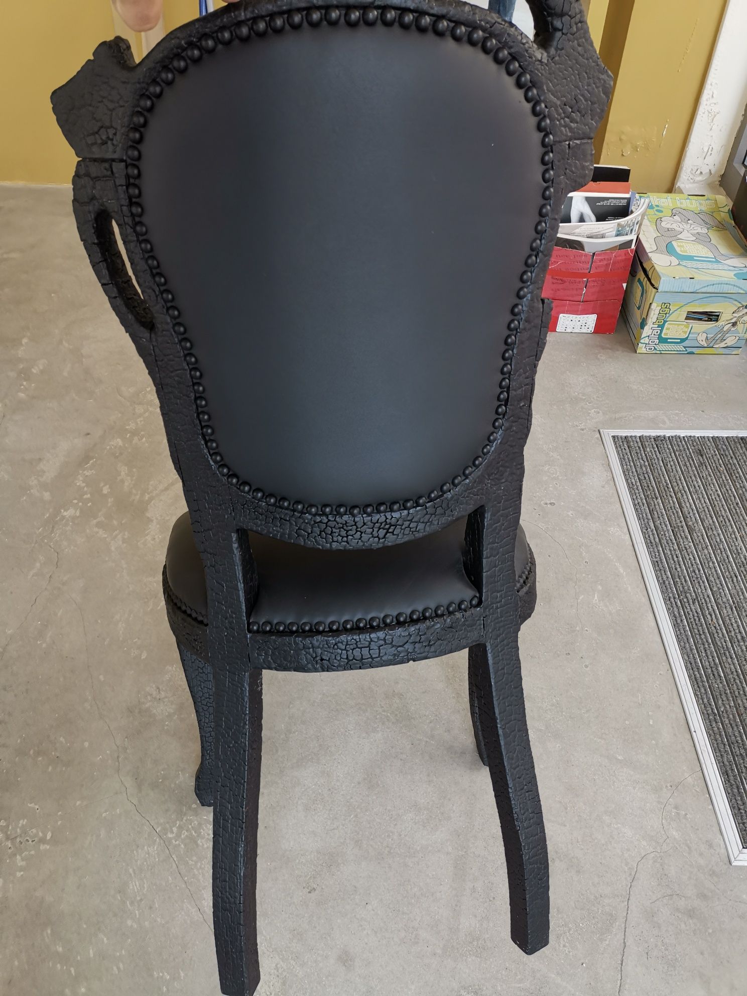 Дизайнерски стол Moooi