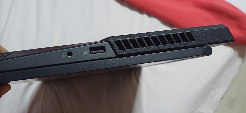 Vand/schimb laptop legion 5-15IMH6