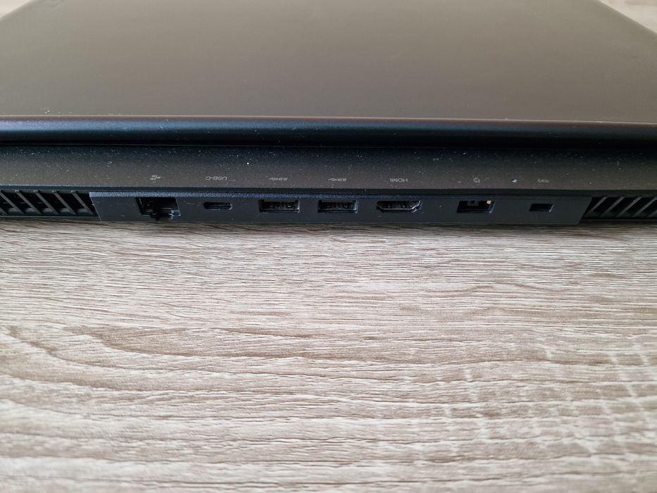 Lenovo Legion 5 R5 4600H/GTX 1650/16GB RAM/512GB SSD