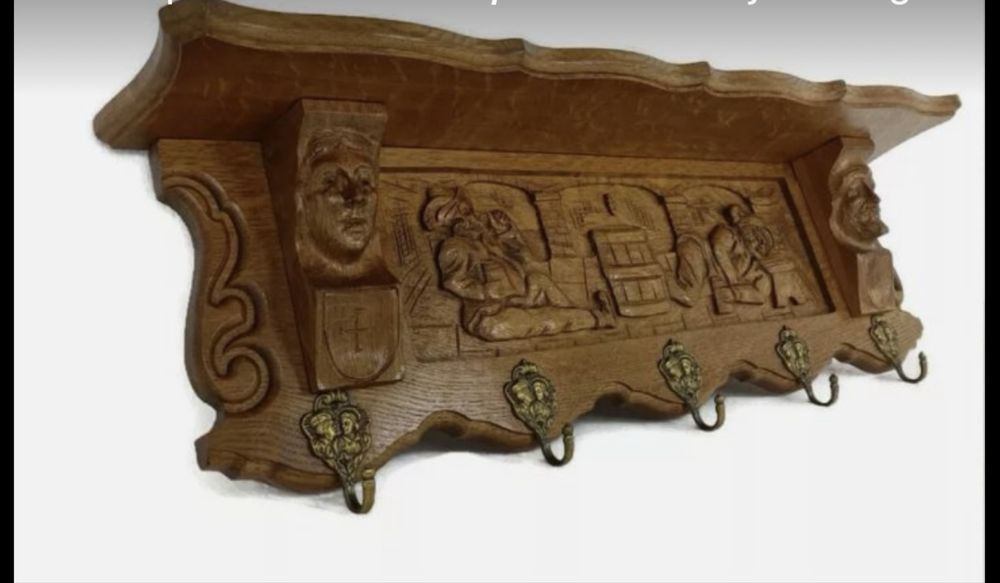 Закачалка , дърво резба первекмо състояние внос от Белгия