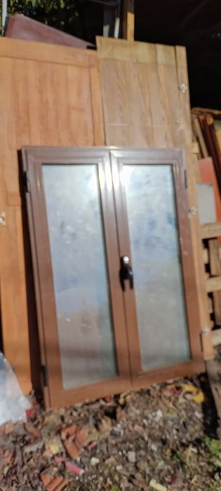 Алуминиева кафява дограма