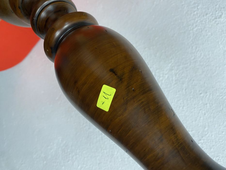 Стара френска лампа от дъб лампион