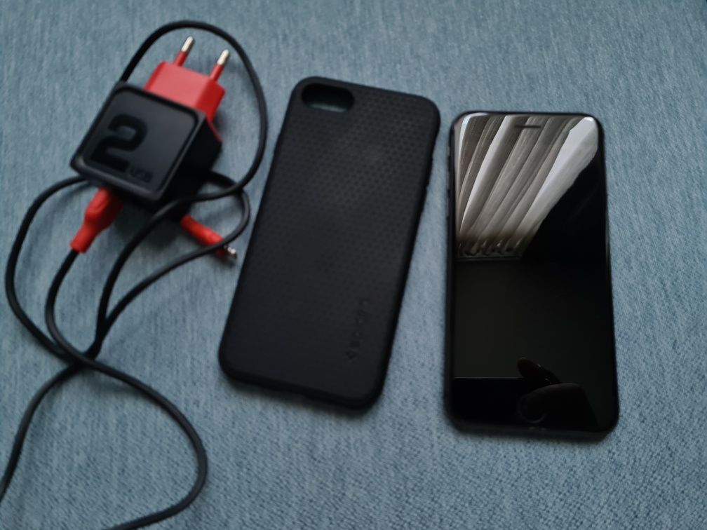Telefon lphone 8  256 GB