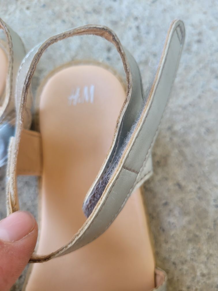 Sandalute H&M mărime 30
