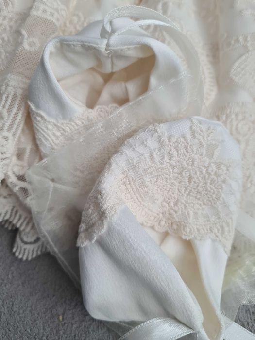 Set rochita si papucei botez