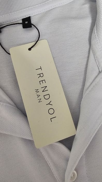 Tricouri stil Polo marimea M